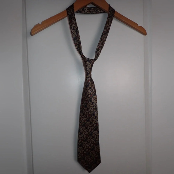 Smithsonian Institute 100% Silk Tie - Picture 1 of 6